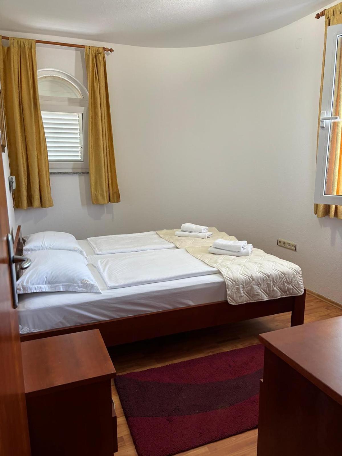 Sulekic Apartmán Sveti Filip i Jakov